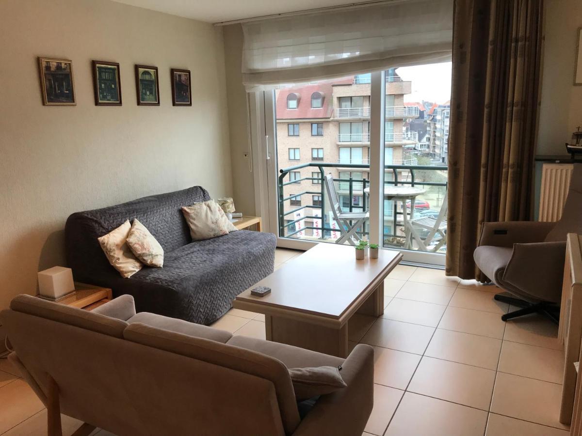 Appt Pablo Met Prive-Garage, Vlakbij Zee, In Koksijde-Bad Apartment Екстериор снимка